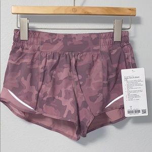 🍋 Lululemon Hotty Hot Shorts Incognito Camo Pink